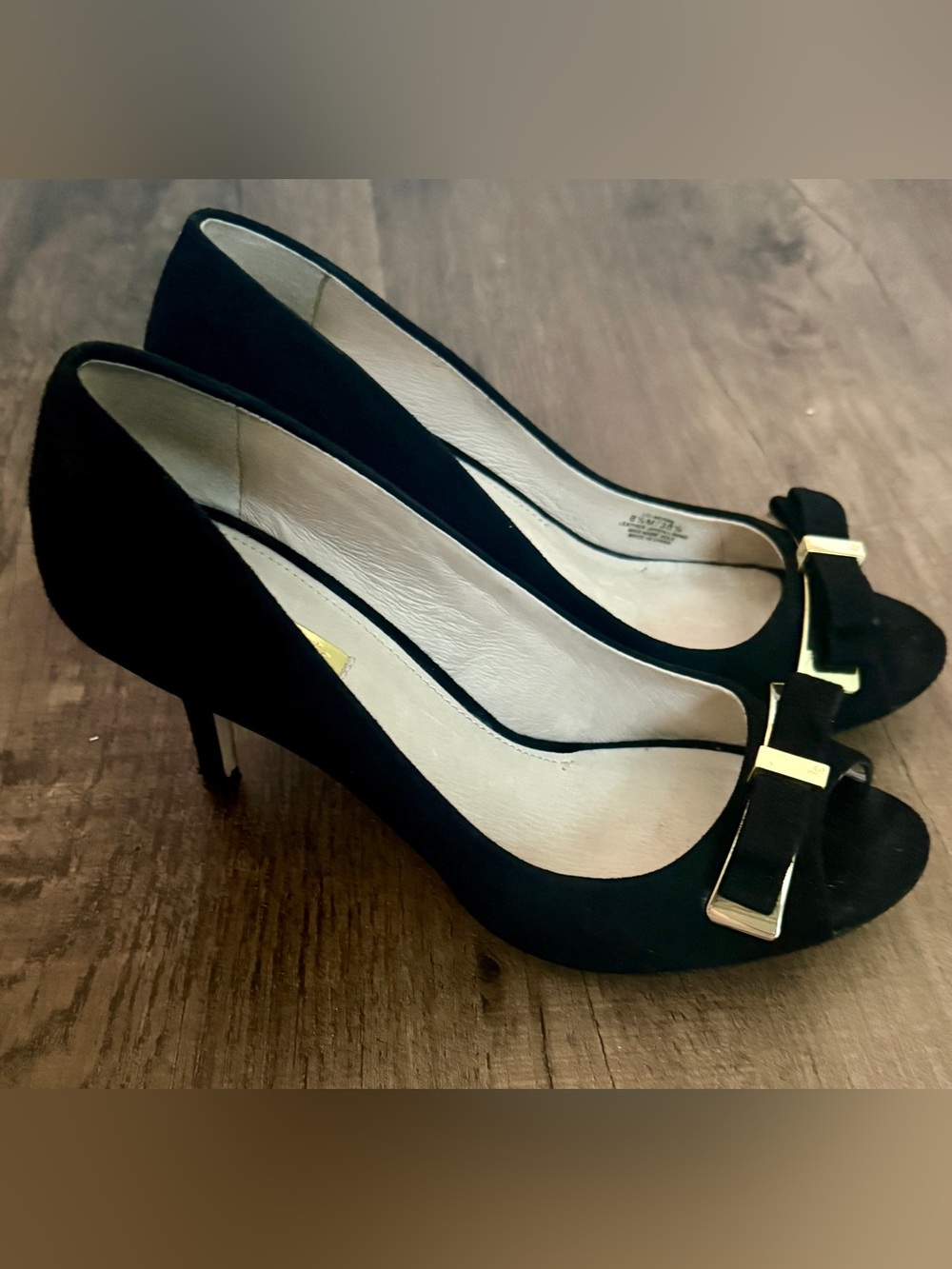 Black Women's Dress Pumps with Gold Accent 8.5 Leather and Suede